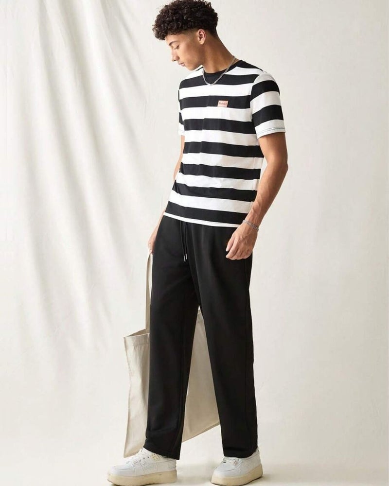 فلاينوف بنطلون رياضي كوري أسود برباط بقصة فضفاضة - Image 3